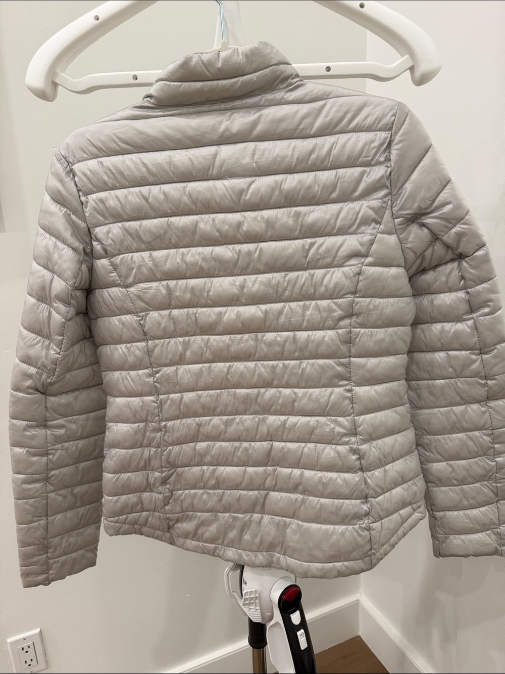 Sam Edelman Light Gray Quilted Packable Puffer Jacket - Picture 3 of 3